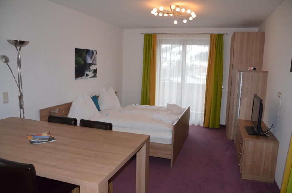Aparthotel Hutter Gmbh Katschberghöhe Exterior foto
